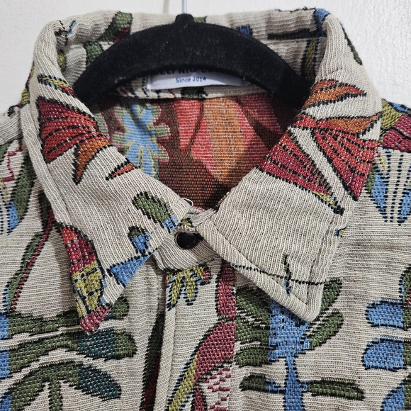 Aelfric Eden Tapestry Elephant & Camel Jacquard Button Down Shirt Small - Picture 7 of 15